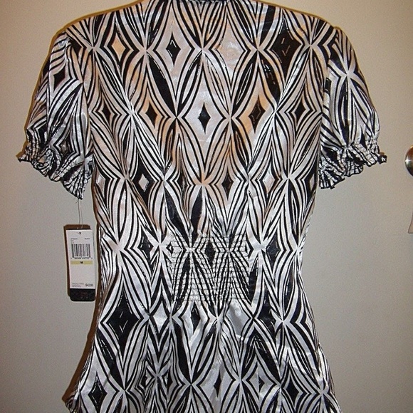 Rampage Silky Smooth Sexy Top Blouse - Picture 4 of 4